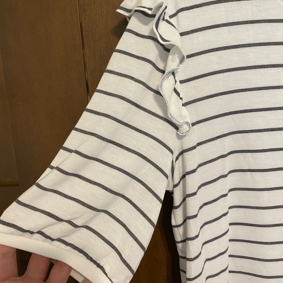 Maurices 24/7 Top - Picture 3 of 4